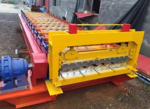 1050型車廂板機(jī)